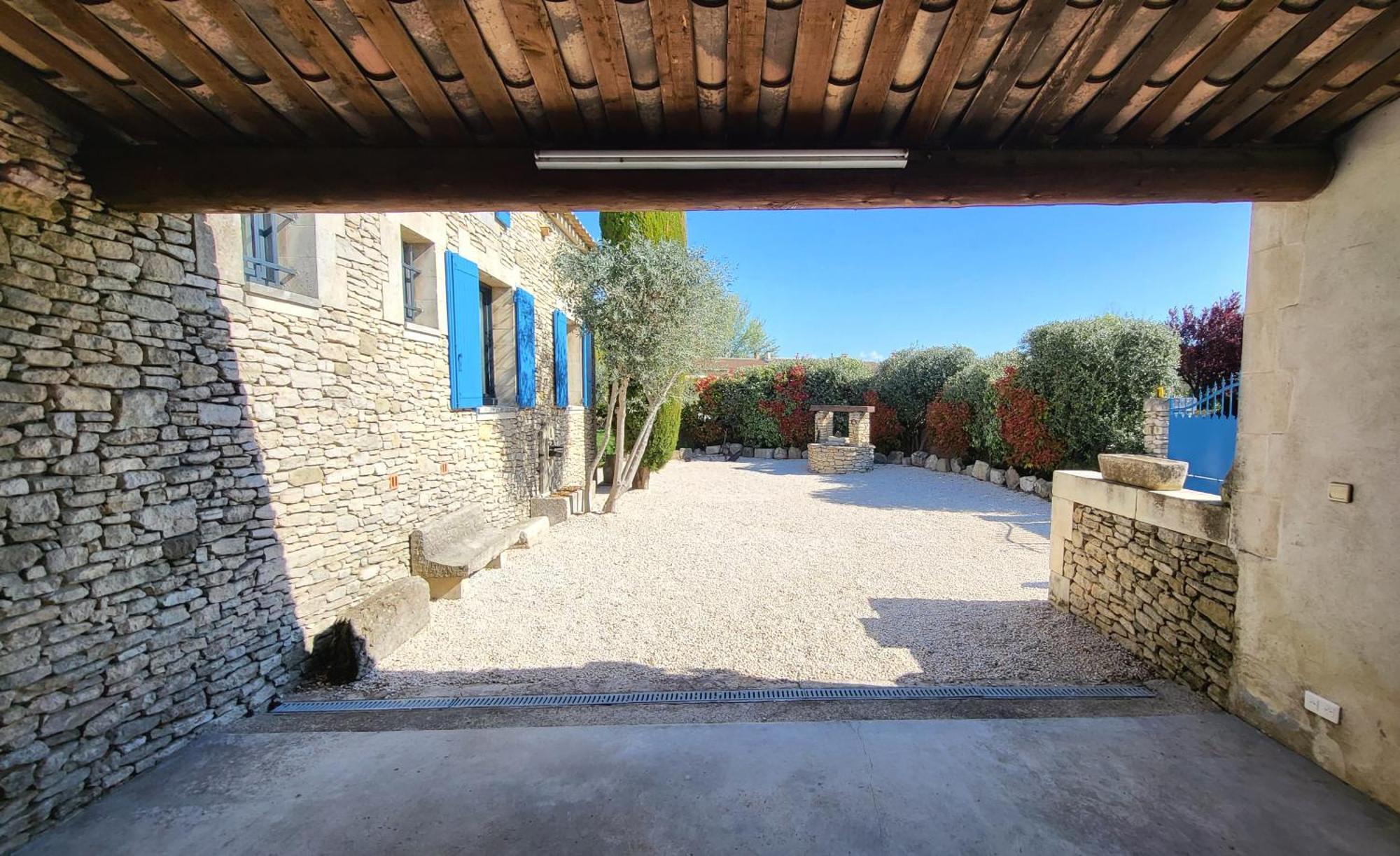 "La Massette Du Cheval Blanc" Villa De Caractere En Pierre ลีล-ซูร์-ลา-ซอร์ก ภายนอก รูปภาพ