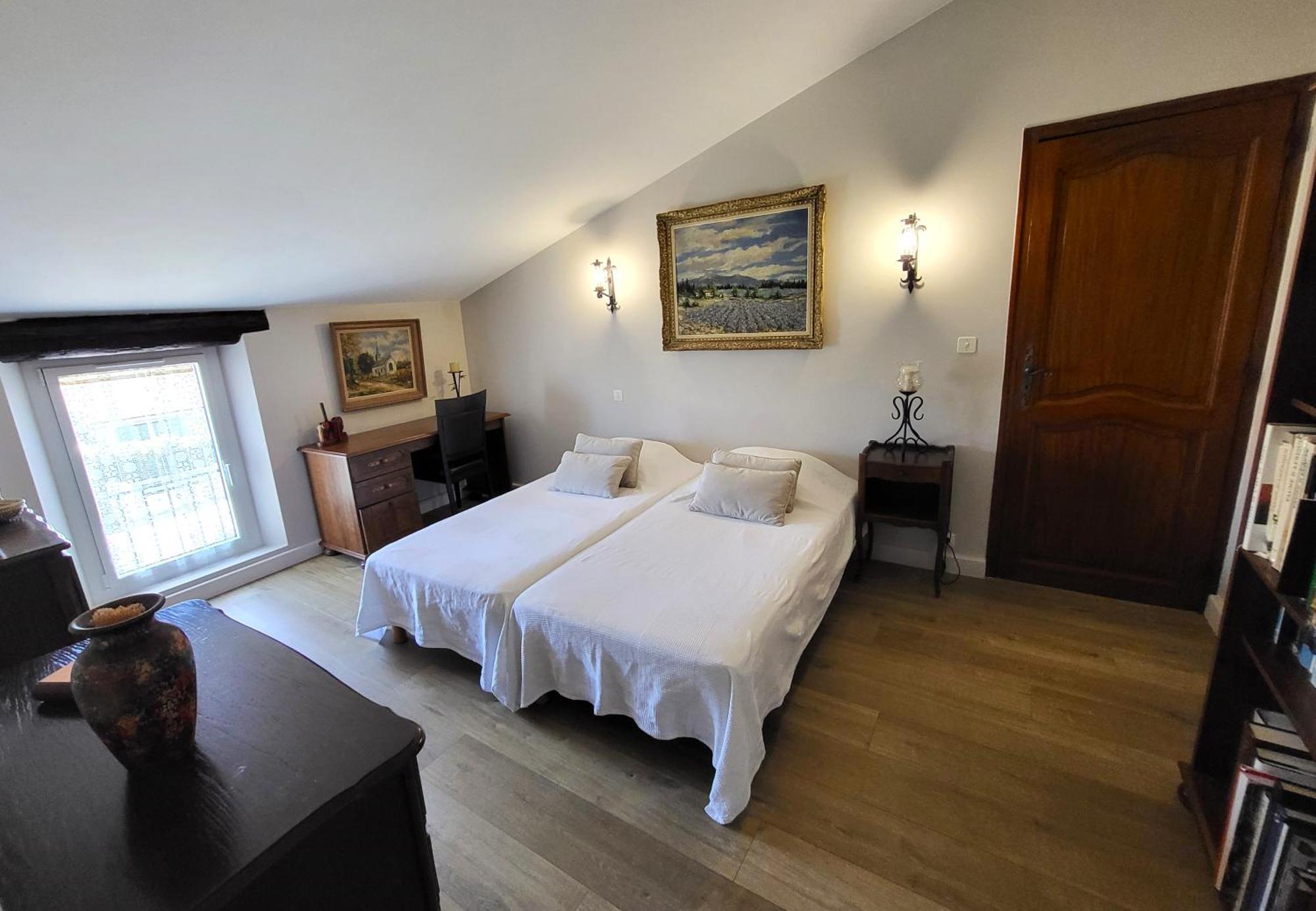 "La Massette Du Cheval Blanc" Villa De Caractere En Pierre ลีล-ซูร์-ลา-ซอร์ก ภายนอก รูปภาพ